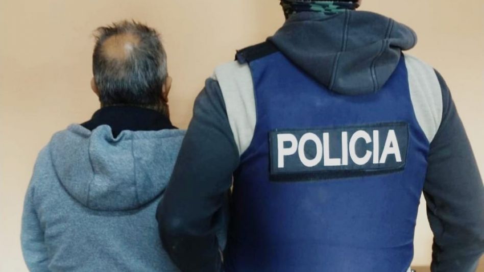 El hombre que fue detenido ayer tiene 67 años. 