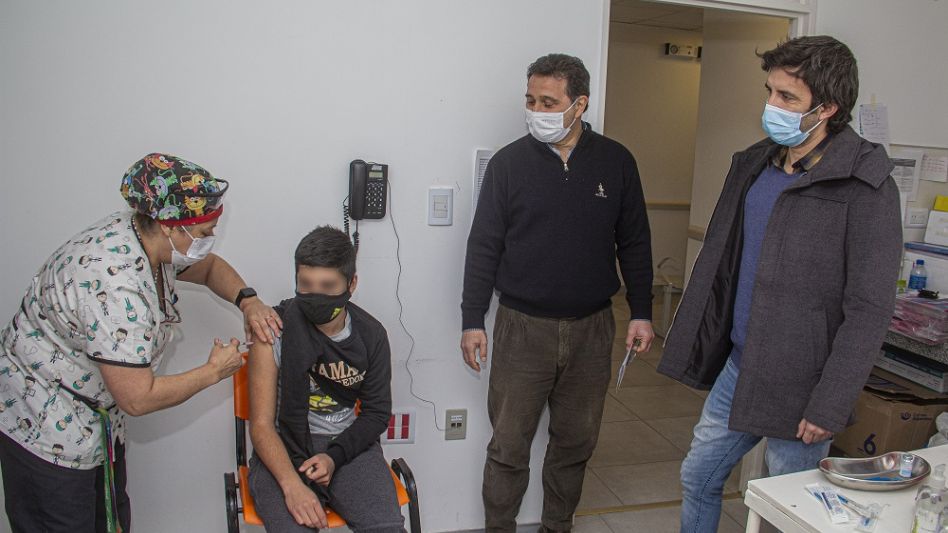 ?La salida de esto es la vacuna, de eso no hay ningún tipo de dudas?, manifestaron el licenciado Borzi y el Dr. Néstor Cousté. 