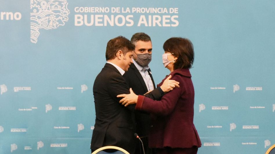 El gobernador Axel Kicillof, la titular de AFIP Mercedes Marcó del Pont y el director ejecutivo de ARBA Cristian Girard.