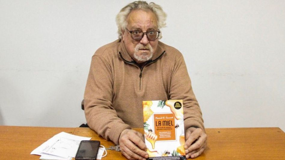 Pascual Tancredi cuando dialogó con este diario acerca de la quinta edición del libro que este sábado se presentará en el Complejo Cultural San Martín.    ARCHIVO/ANGIE DÍAZ JACQUOT
