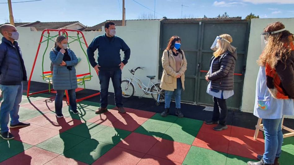 Reacondicionaron desagües pluviales y se colocaron más de 200 m2 de piso antigolpes
