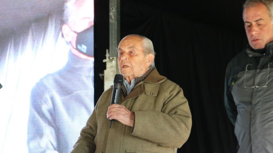 El ingeniero Horacio Gutiérrez y su martillero Enrique Adrogué. El próximo viernes, desde la Sociedad Rural Argentina y por Canal Rural ofrecerán más de 200 reproductores machos y hembras.