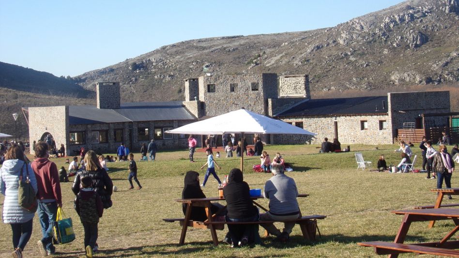 El pasado domingo. El clima ideal y el restaurante a disposición de la gente. 