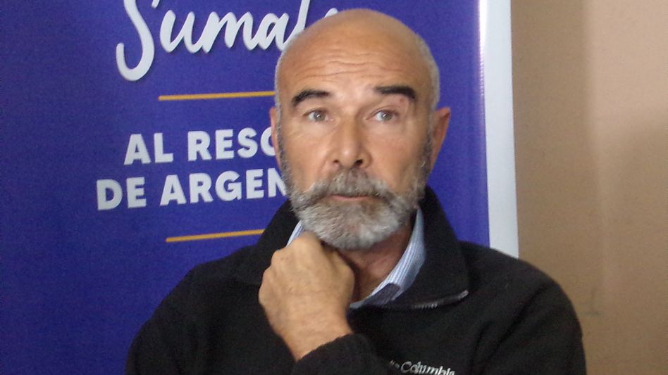El pre candidato a diputado nacional por la Provincia de Buenos Aires del Frente NOS, Juan José Gómez Centurión, el día que estuvo en Azul, en una recorrida de campaña. N. MURCIA