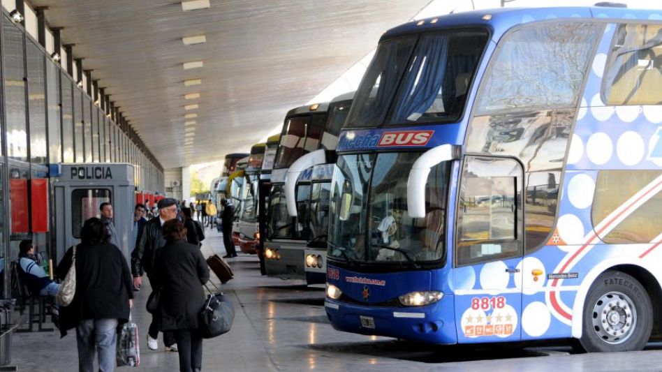Habilitan ocupación del 80% en los micros de larga distancia