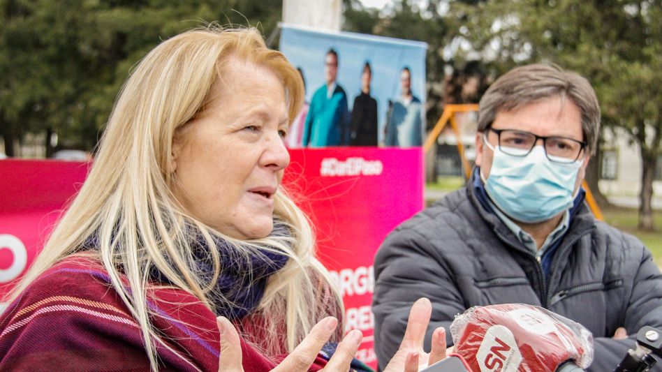Margarita Stolbizer visitó ayer esta ciudad, mantuvo primero una charla con precandidatos y militantes y más tarde ofreció una conferencia de prensa.    ANGIE DÍAZ JACQUOT
