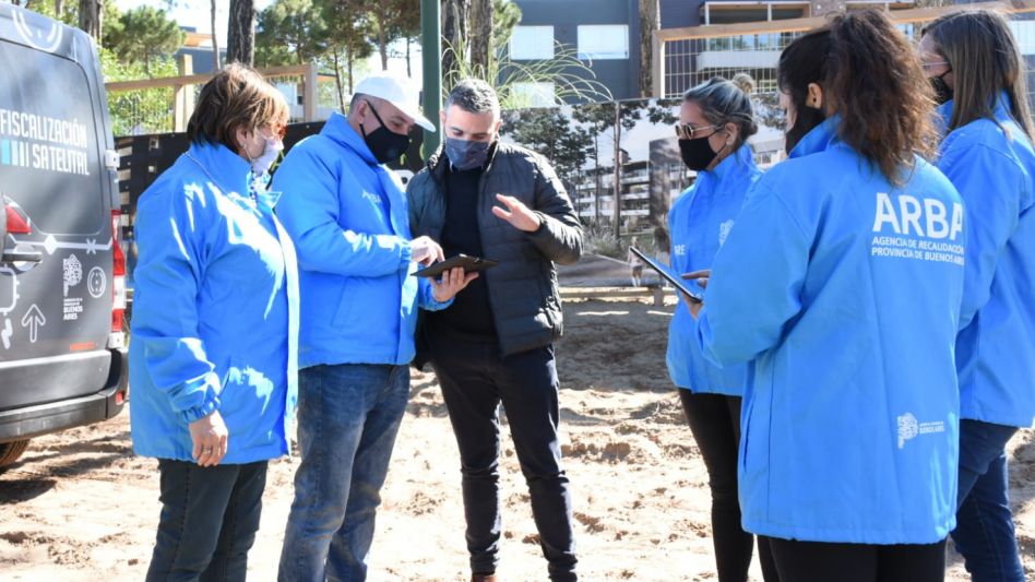 El director ejecutivo de ARBA, Cristian Girard, coordinó las acciones de fiscalización de metros sin declarar en Pinamar y Cariló.
