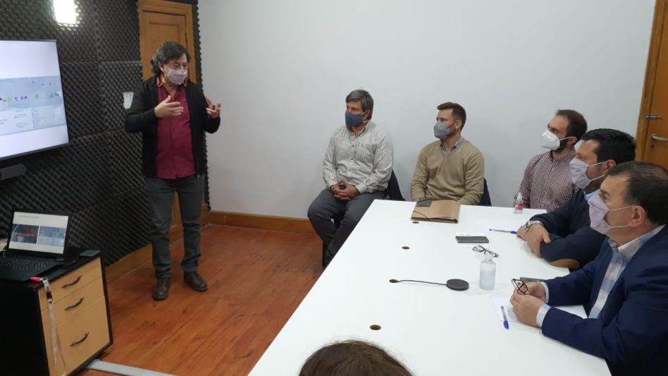 Fue presentado ayer en el Salón de los Acuerdos, el Máster Plan para la Boca de las Sierras que desarrollaron profesionales de la Universidad Nacional de La Plata y el CONICET. PRENSA MUNICIPAL 