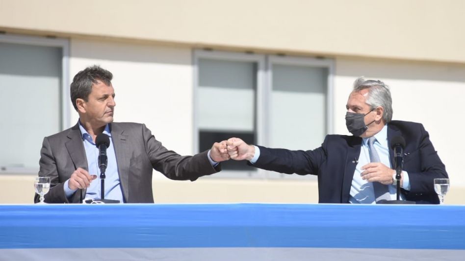 Massa: "Macri llama a la destitución del gobierno, nosotros convocamos a la oposición a una mesa de diálogo"