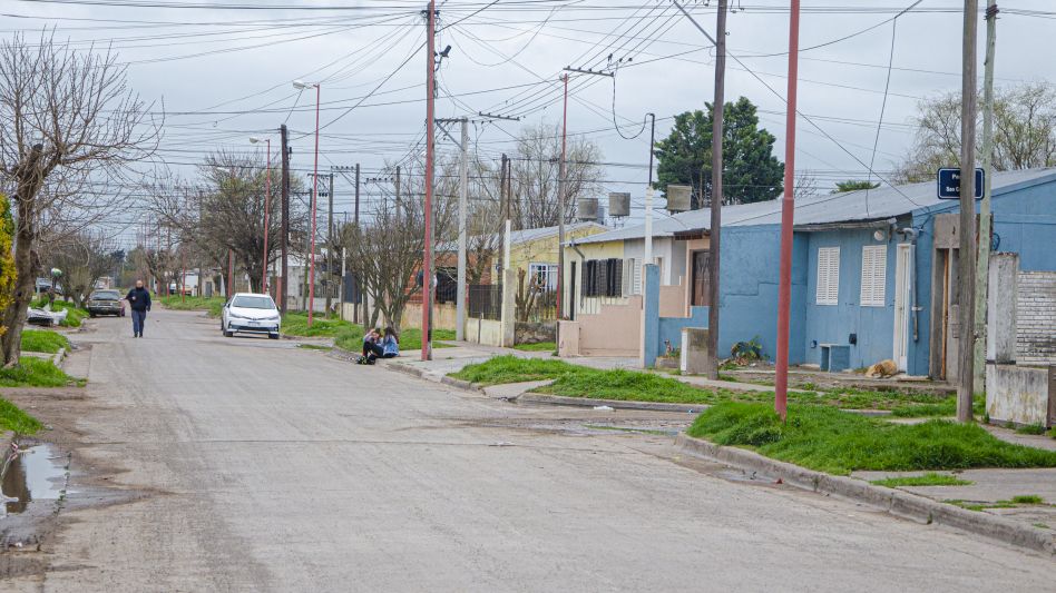 Vecinos del barrio "Alfonsina Storni" le   siguen reclamando mejoras a la Comuna