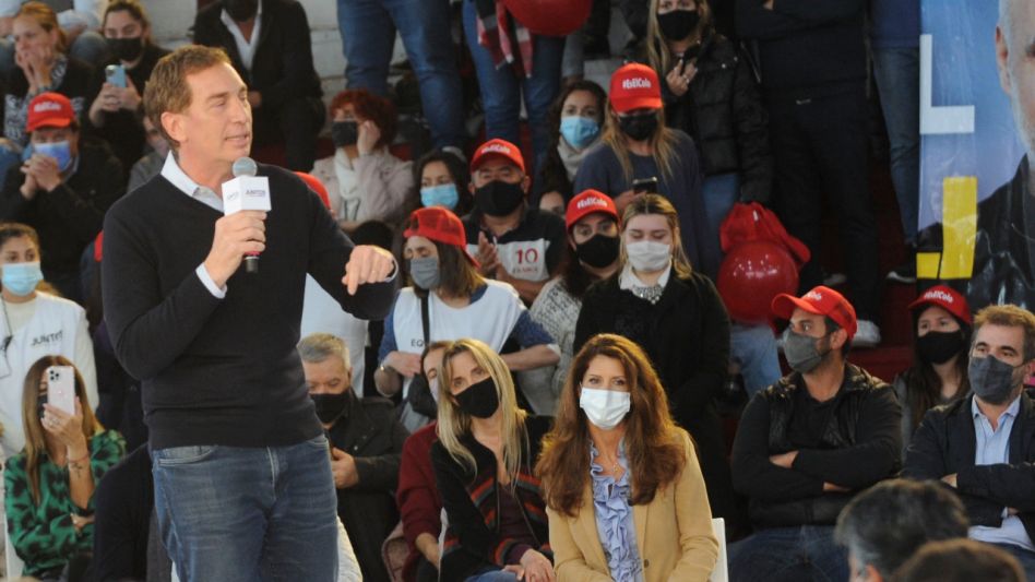 En medio de la arenga "vamos a volver", Santilli cerró su campaña en La Plata con Larreta y sin Macri