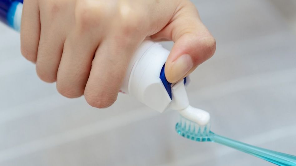 Cuántas veces por día hay que cepillarse los dientes
