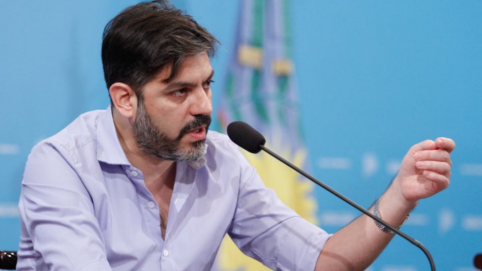 Para Carlos Bianco, los cambios de Gabinete en la provincia aportan "más volumen político"