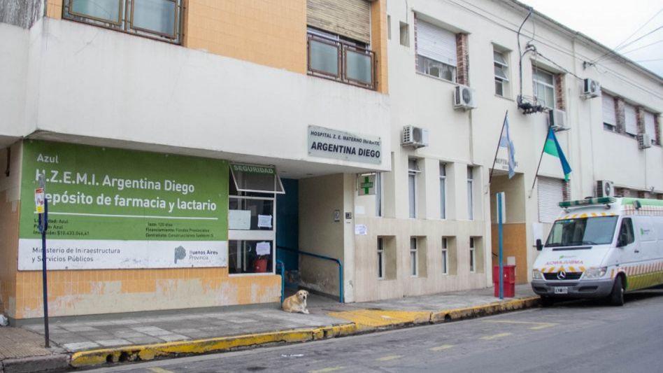 Policías del Comando de Patrullas asistieron a una joven que tuvo mellizos