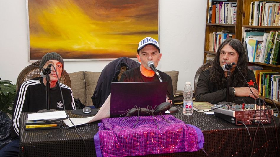 Metro, Charly y Nano en la radio abierta en la que pudieron explayarse los invitados. 