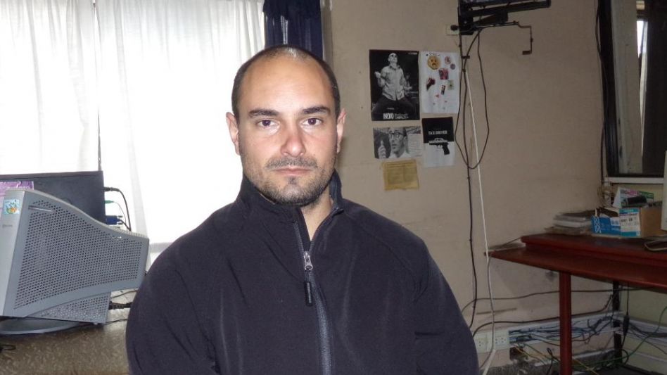 El arquitecto Maximiliano Saparrat, está radicado en esta ciudad desde principios de año y abrió su estudio en Castellar 45. 