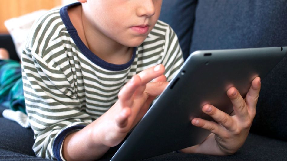 Facebook suspende la versión de Instagram para niños