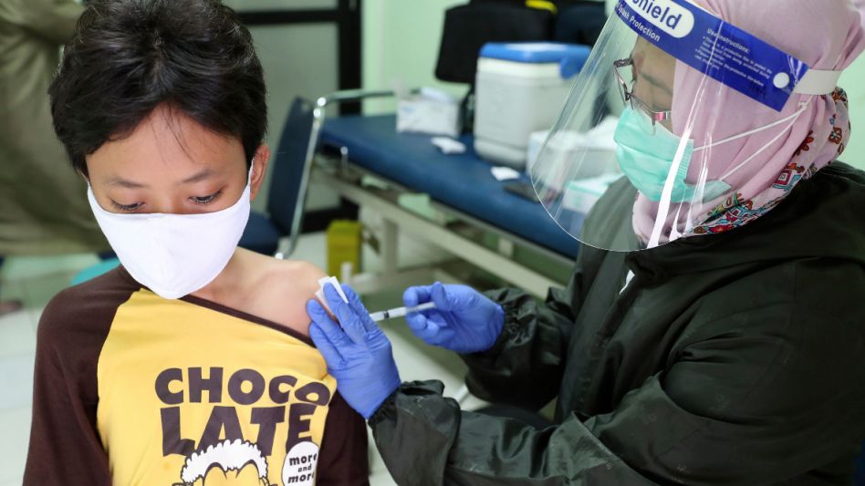 La Sociedad de Pediatría pidió las evidencias que avalan la vacunación en niños