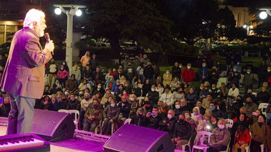 Culminó el XV Festival Cervantino   con la presentación de Raúl Lavié 
