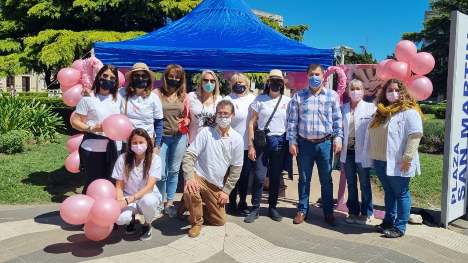 Jornada de concientización sobre el cáncer de mama   