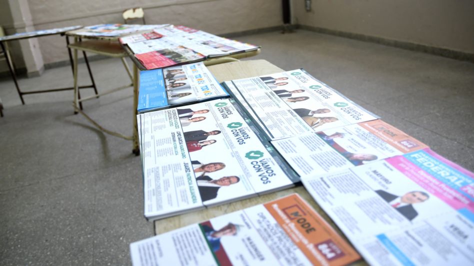 En campaña y rumbo al 14 de noviembre: arrancó la prohibición de actos públicos