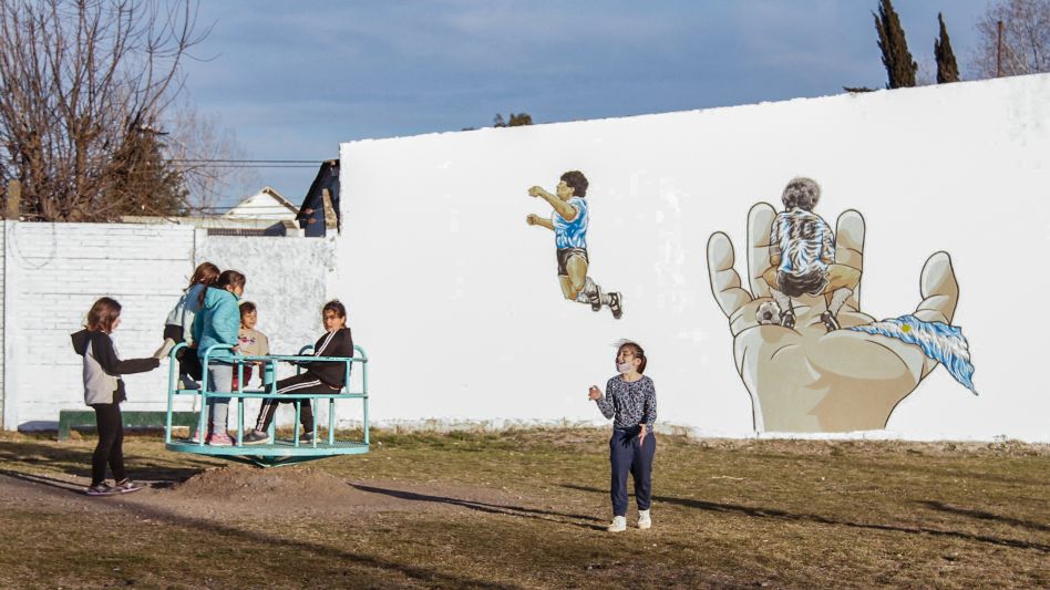El mural ?Del Diego? en la plaza donde se desarrollarán los festivales.  ARCHIVO EL TIEMPO. 