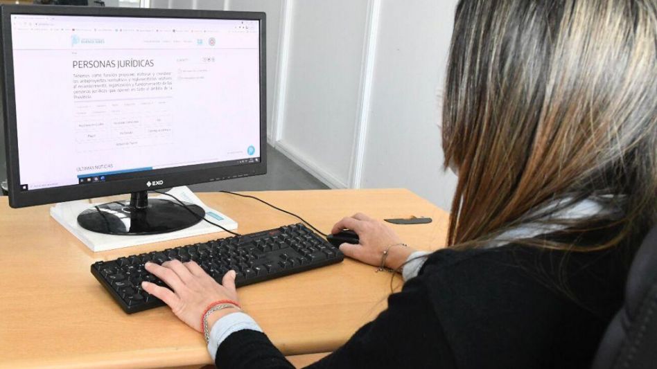 Gestiones ante la Dirección de Personas   Jurídicas también pueden hacerse online