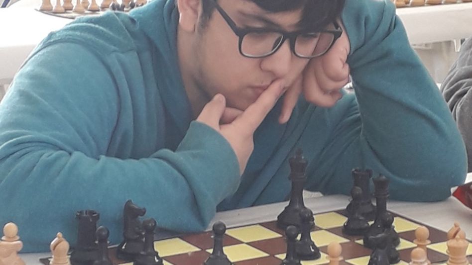 Esta imagen representa lo que a mí me gusta hacer: jugar ajedrez