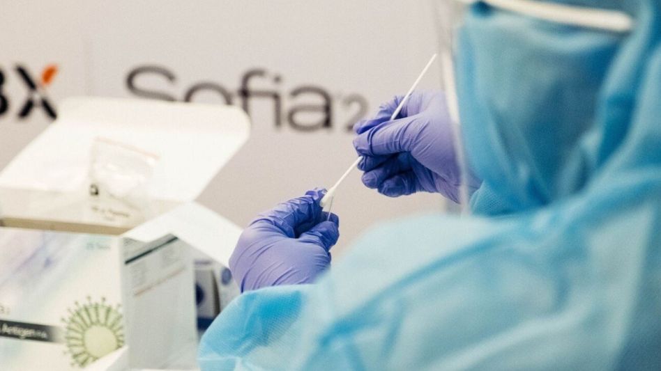Coronavirus: los muertos en Argentina son más de 116.000 y los contagios siguen estables