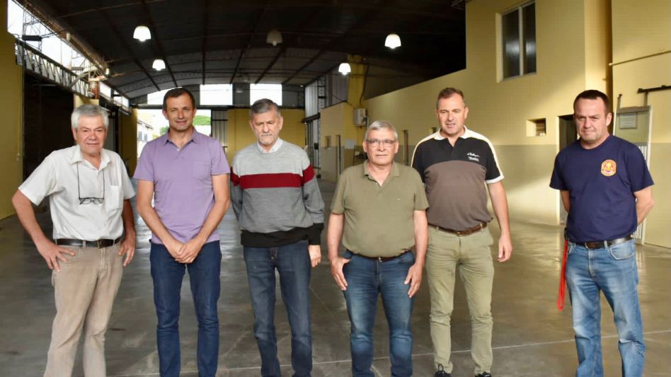 "Bali" Bucca y Gasparini afianzan gestiones a bomberos en Roque Pérez