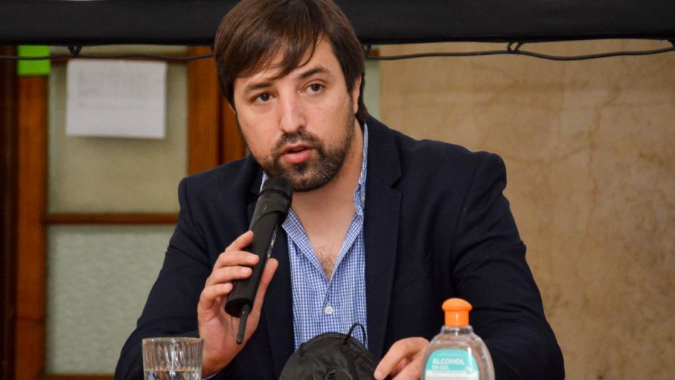 Kreplak defendió la vacunación en niños y adolescentes y pidió a los medios "que dejen de hacer el ridículo"