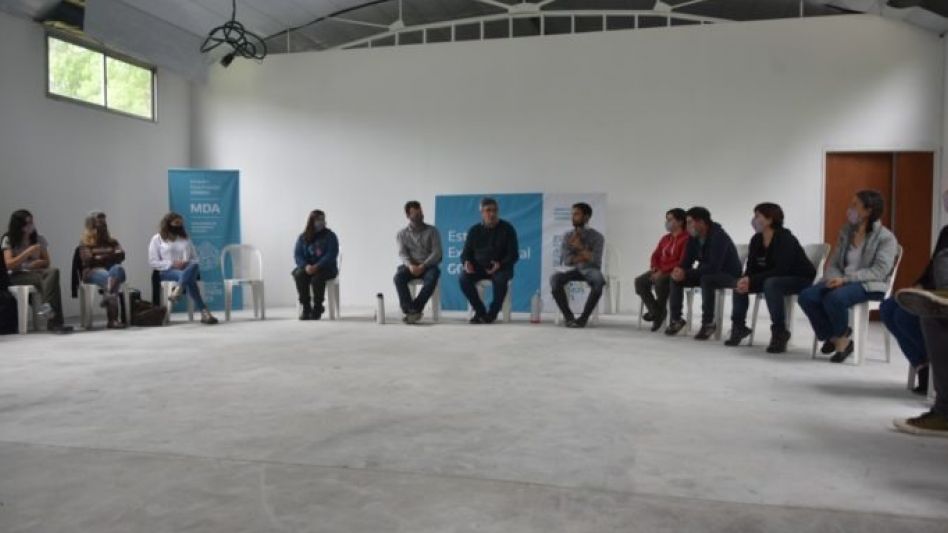 Javier Rodríguez, reunido con productores agroecológicos y facilitadores de la Red. PRENSA MDA