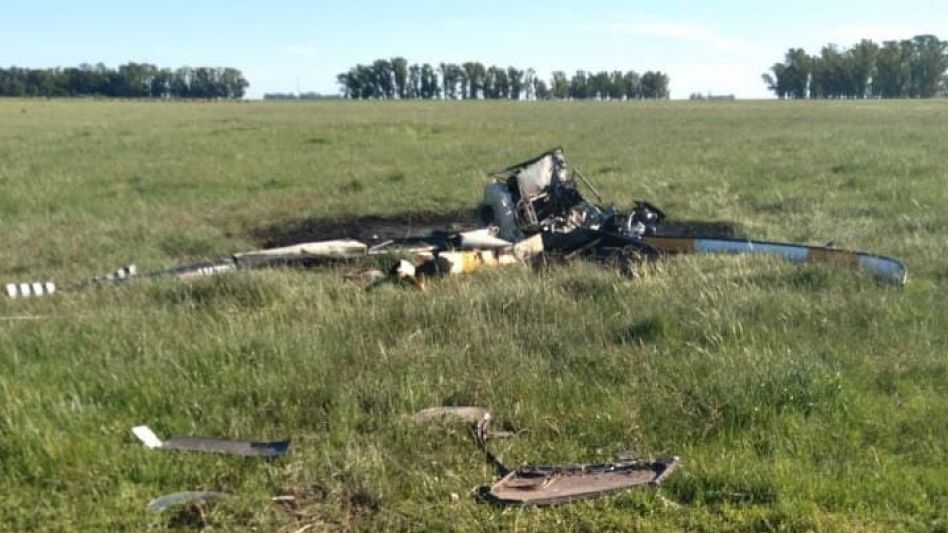 Ayacucho: un helicóptero chocó con cables eléctricos, cayó a tierra y el piloto falleció
