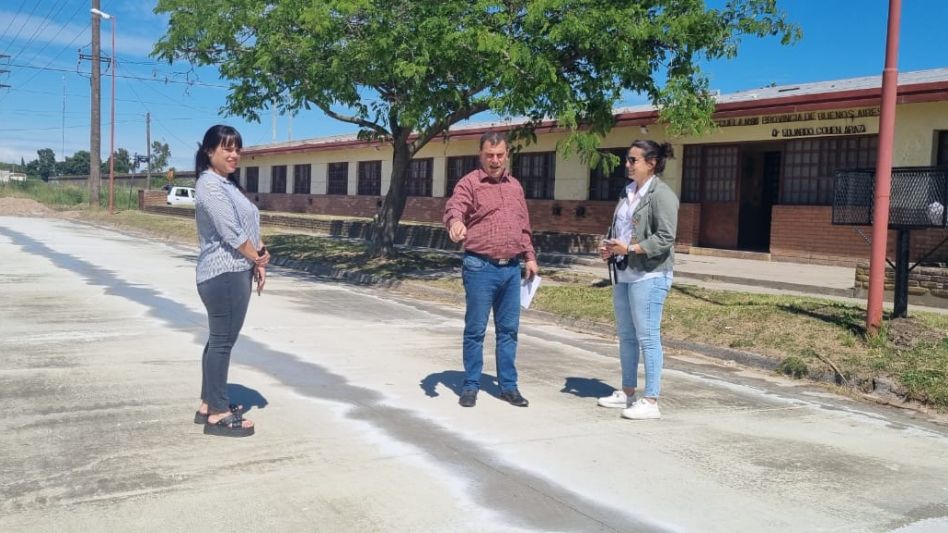 Avanza la obra de pavimentación en distintos barrios 
