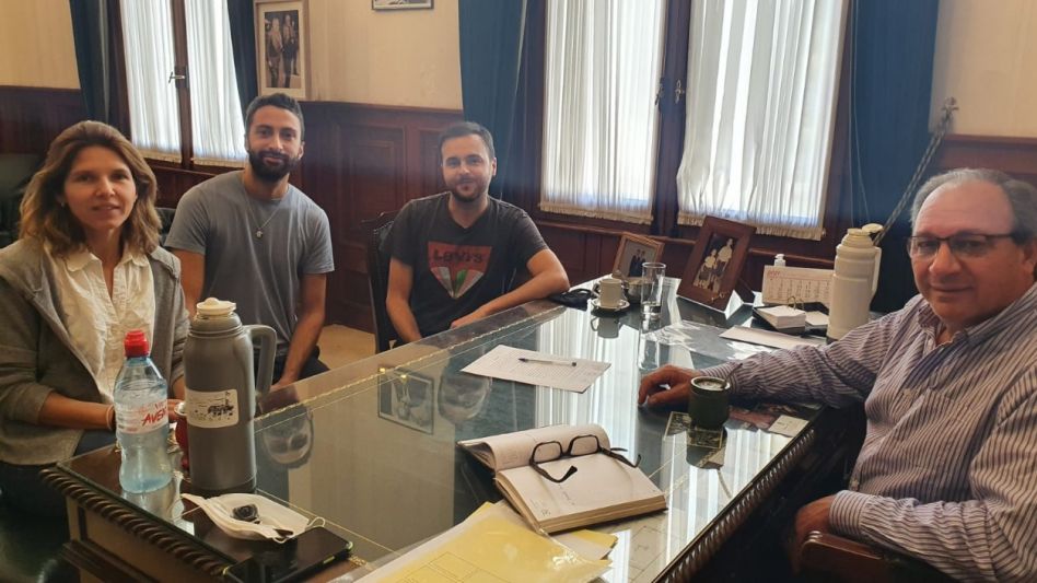El miércoles pasado se presentó el Plan de Arbolado de General Alvear. AGENCIA GENERAL ALVEAR/RAFAEL TORRES