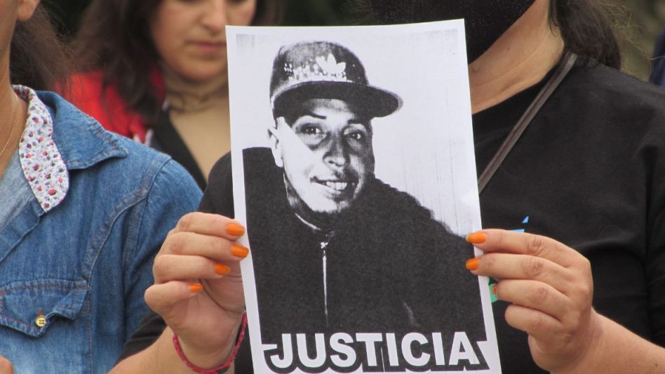 En Tapalqué se realizó ayer viernes una nueva movilización para pedir justicia por este hecho, que un día antes derivara en la detención del conductor de la camioneta. FOTOS: TAPALQUÉ DIGITAL
