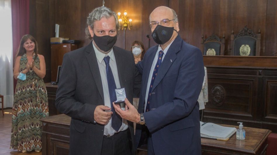  Entrega de medallas a magistrados, funcionarios y agentes del Poder Judicial de Azul