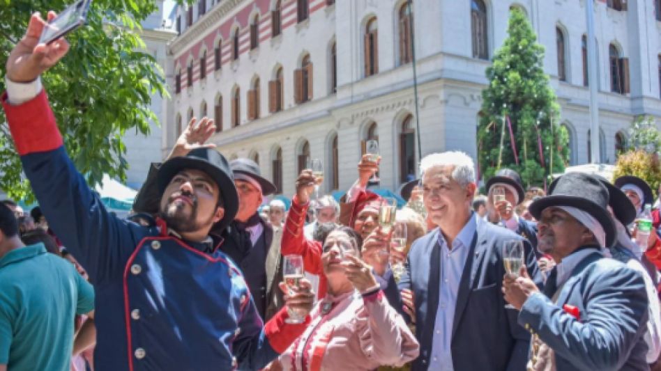 Domínguez pidió perdón a trabajadores despedidos durante el gobierno de Macri