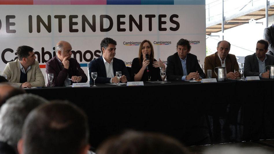 Tope a las reelecciones: los intendentes de Juntos salen a pedir un mandato más