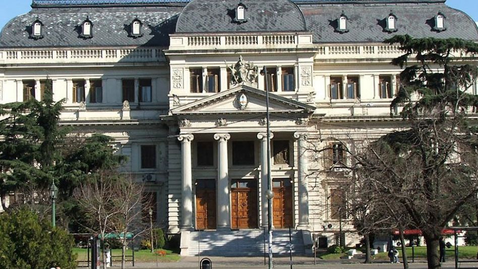 Principio de acuerdo: Habilitan a los intendentes una reelección más