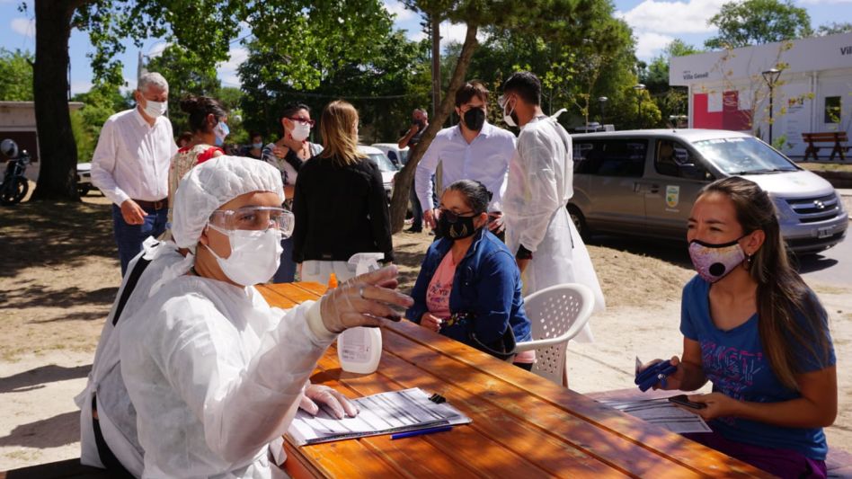 La Ómicron no da tregua en el interior y algunos municipios ya suspenden actividades