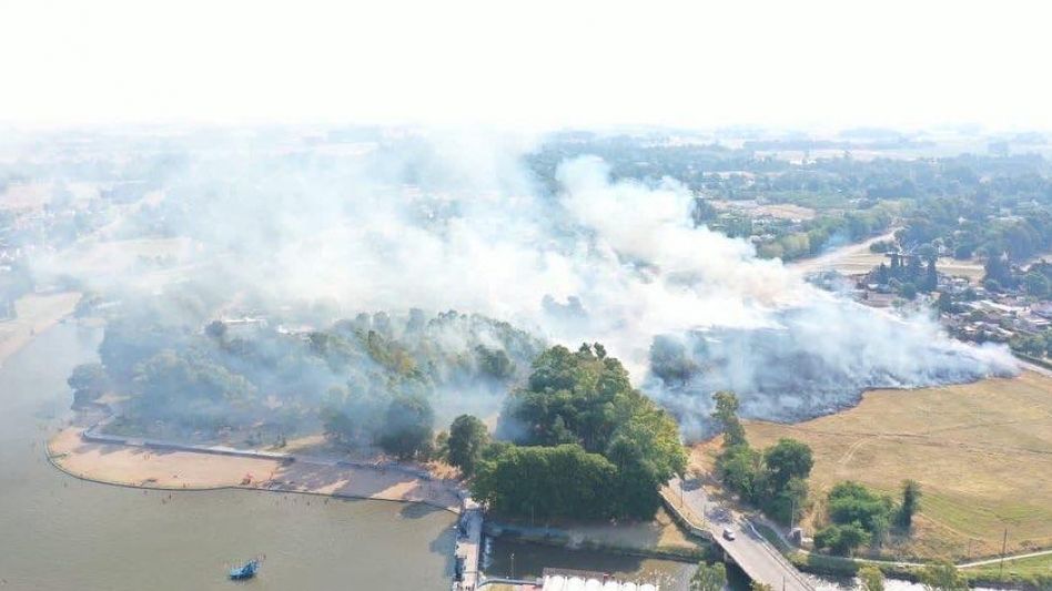 Incendios en pastizales en varias zonas de la ciudad