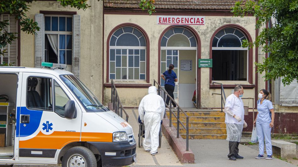 Según lo indicado ayer por la Secretaría de Salud de la Comuna hay 13 vecinos internados por coronavirus en la sala general del Hospital Pintos.    ARCHIVO/NACHO CORREA