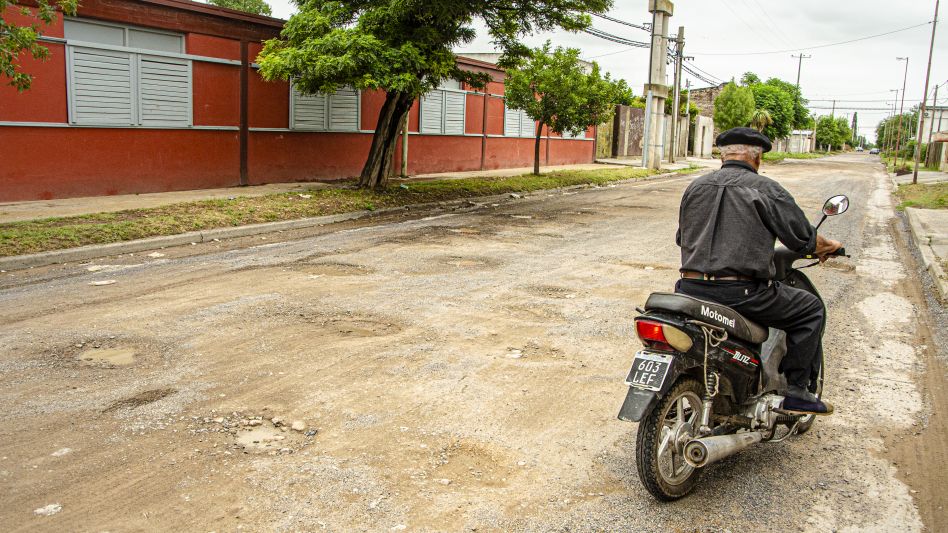 "Lamentablemente a este Ejecutivo no   le interesan las necesidades de los barrios"