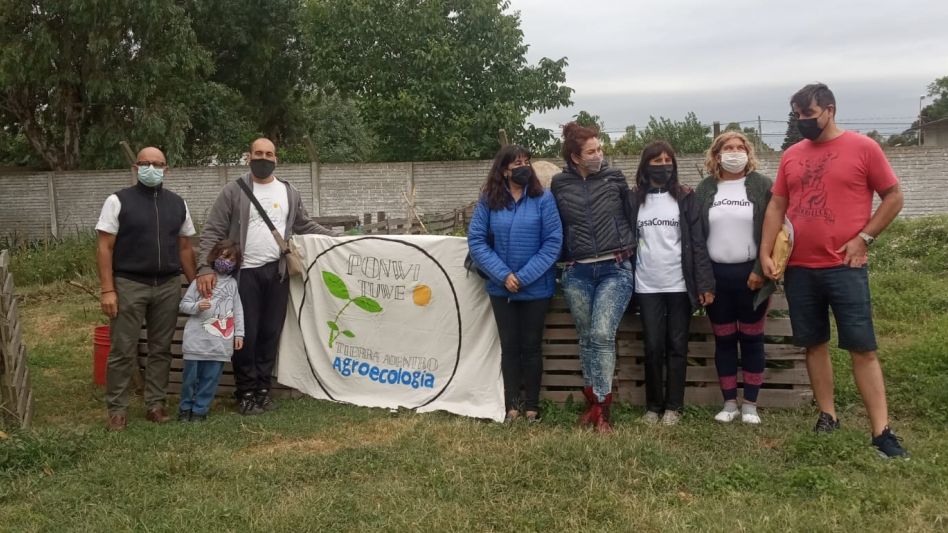 "Haciendo Lío por Nuestra Tierra"