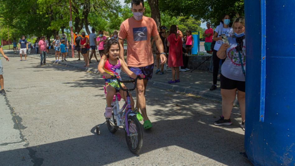 Con más de 20 participantes, se llevó a cabo el Triatlón Infantil 