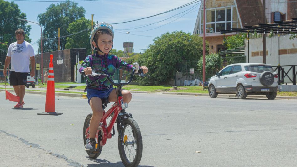 Con más de 20 participantes, se llevó a cabo el Triatlón Infantil 