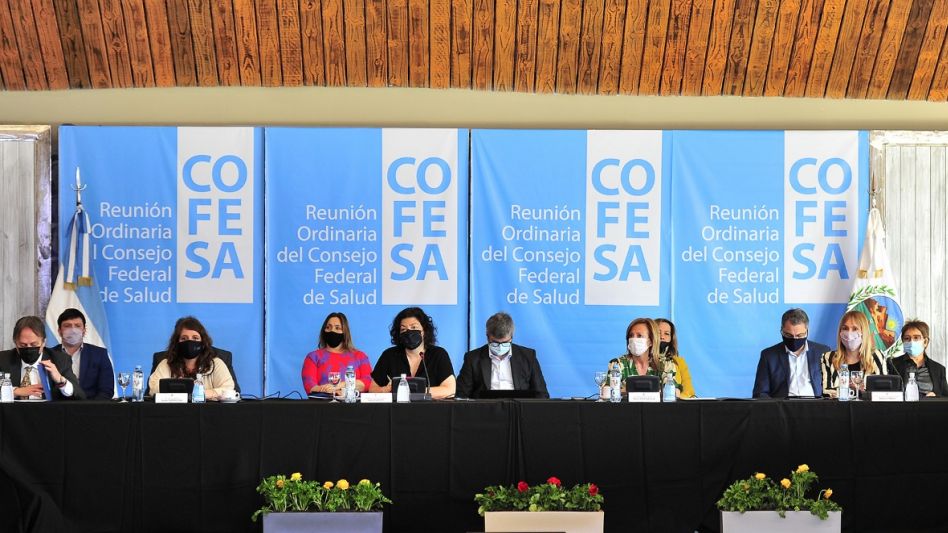 Ministros de Salud y Educación de todo el país se reúnen para definir nuevo protocolo de vuelta a clases