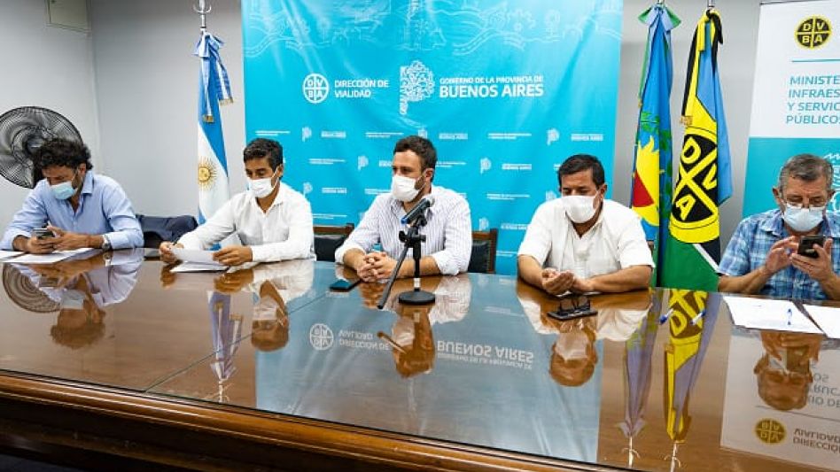 La Dirección de Vialidad de la Provincia de Buenos Aires licitó obras de estabilizado para mejorar 260 kilómetros de rutas y caminos rurales.