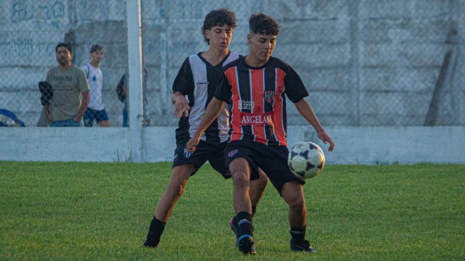 Chacarita y Alumni empataron 0 a 0, pero la 